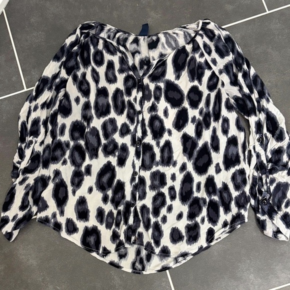 Old Navy Tops - Old Navy Black and White Animal Print Blouse